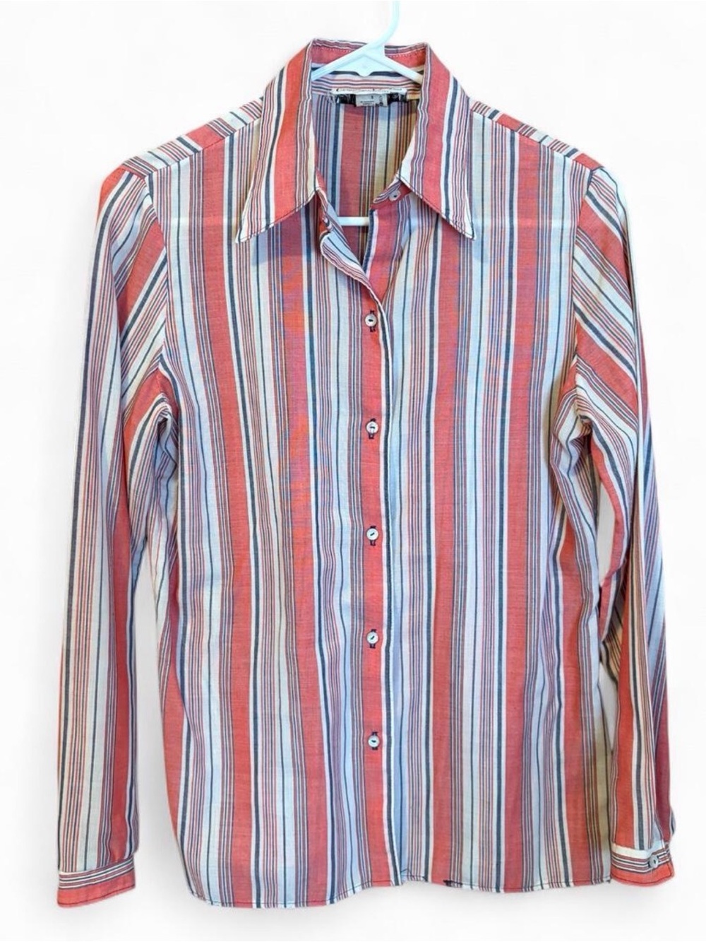 Button up stripe top women’s size medium by Country Suburbans lightweight shirt